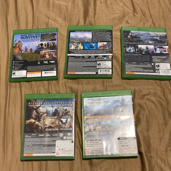 Xbox ONE games. Disc. Barley used, got them when I got the Xbox. - Picture 2 of 2